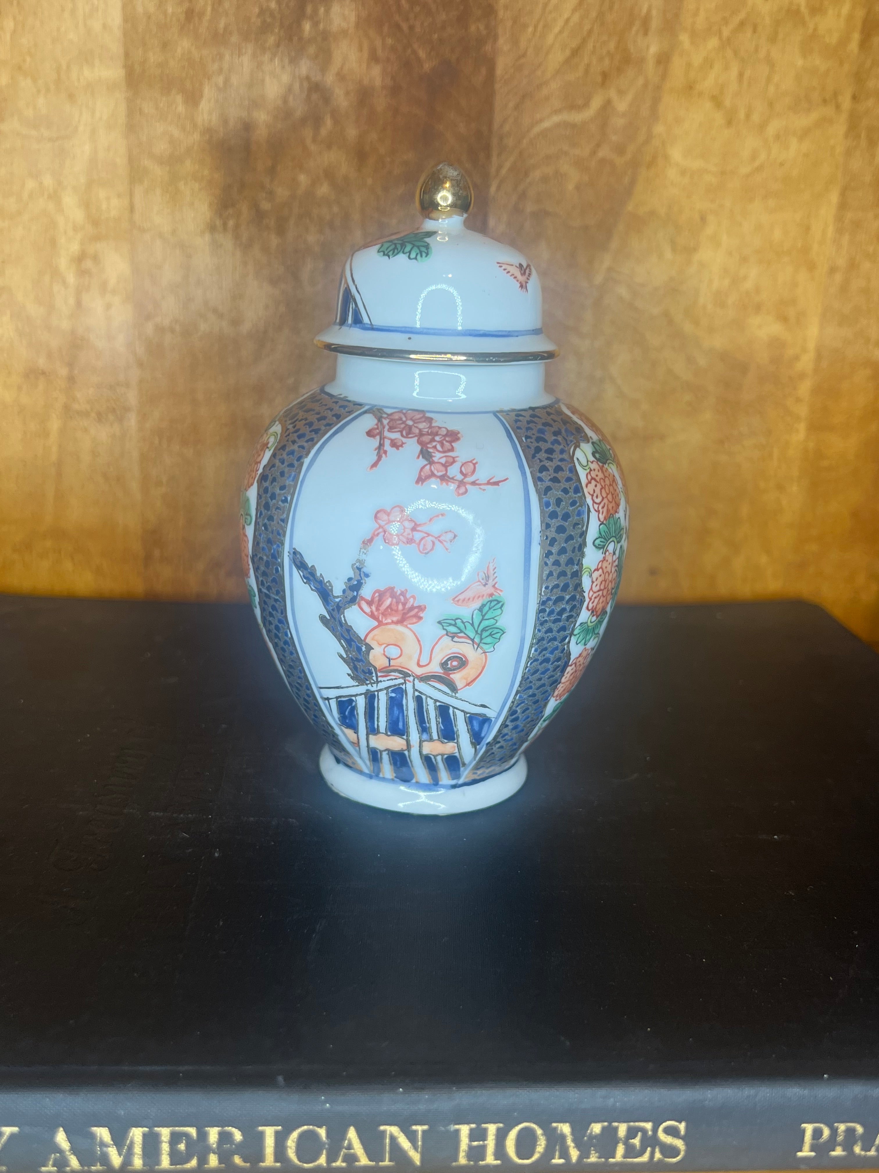 Imari Style Mini Urn