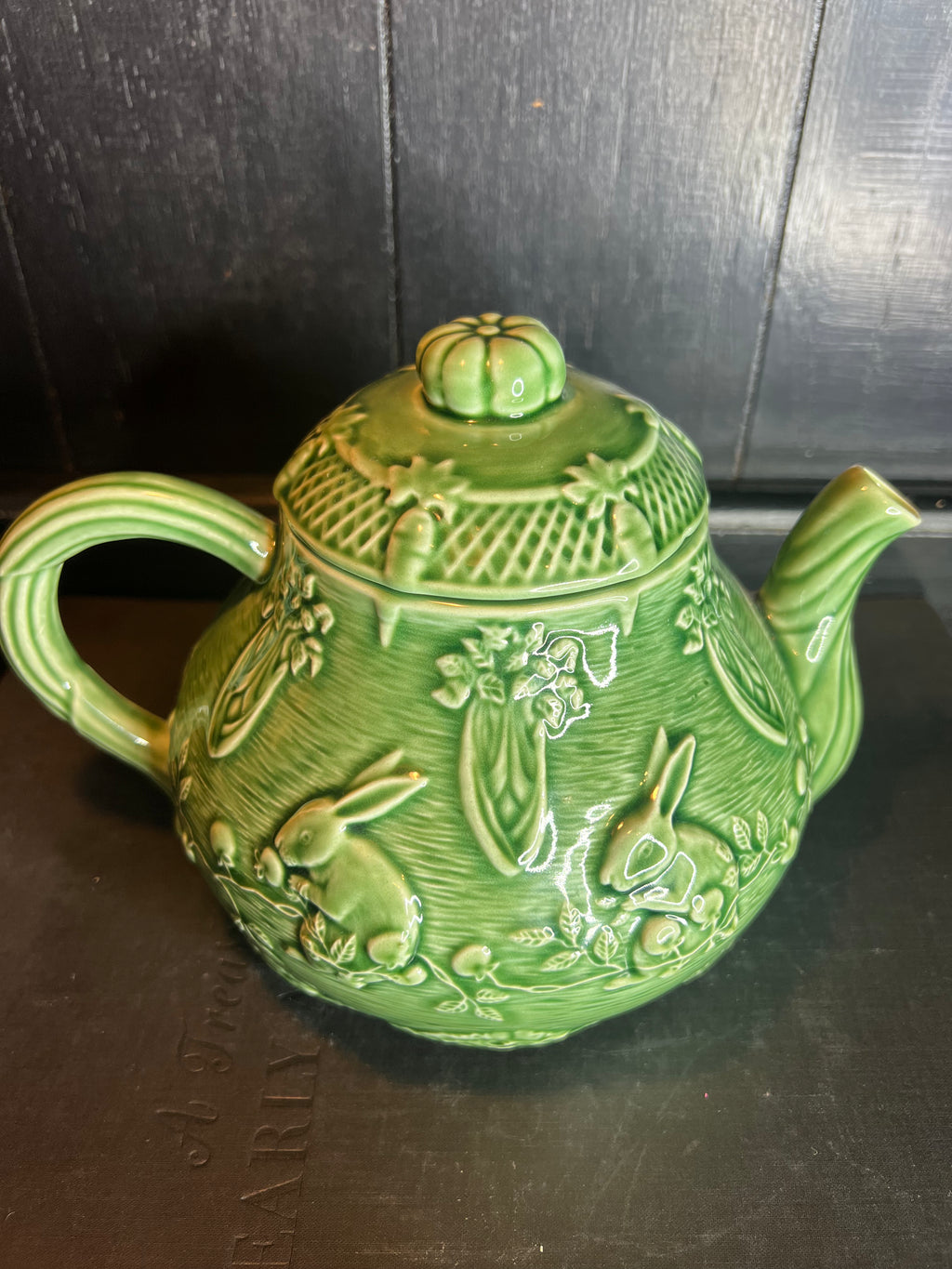 Bordallo Green Bunny Tea Pot