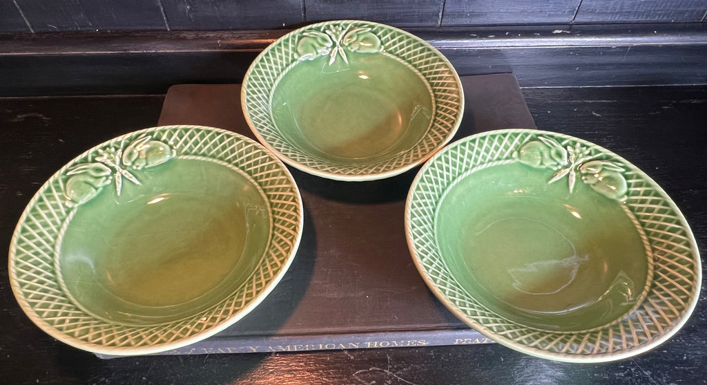 Bordallo Green Bunny Bowl Set of 3