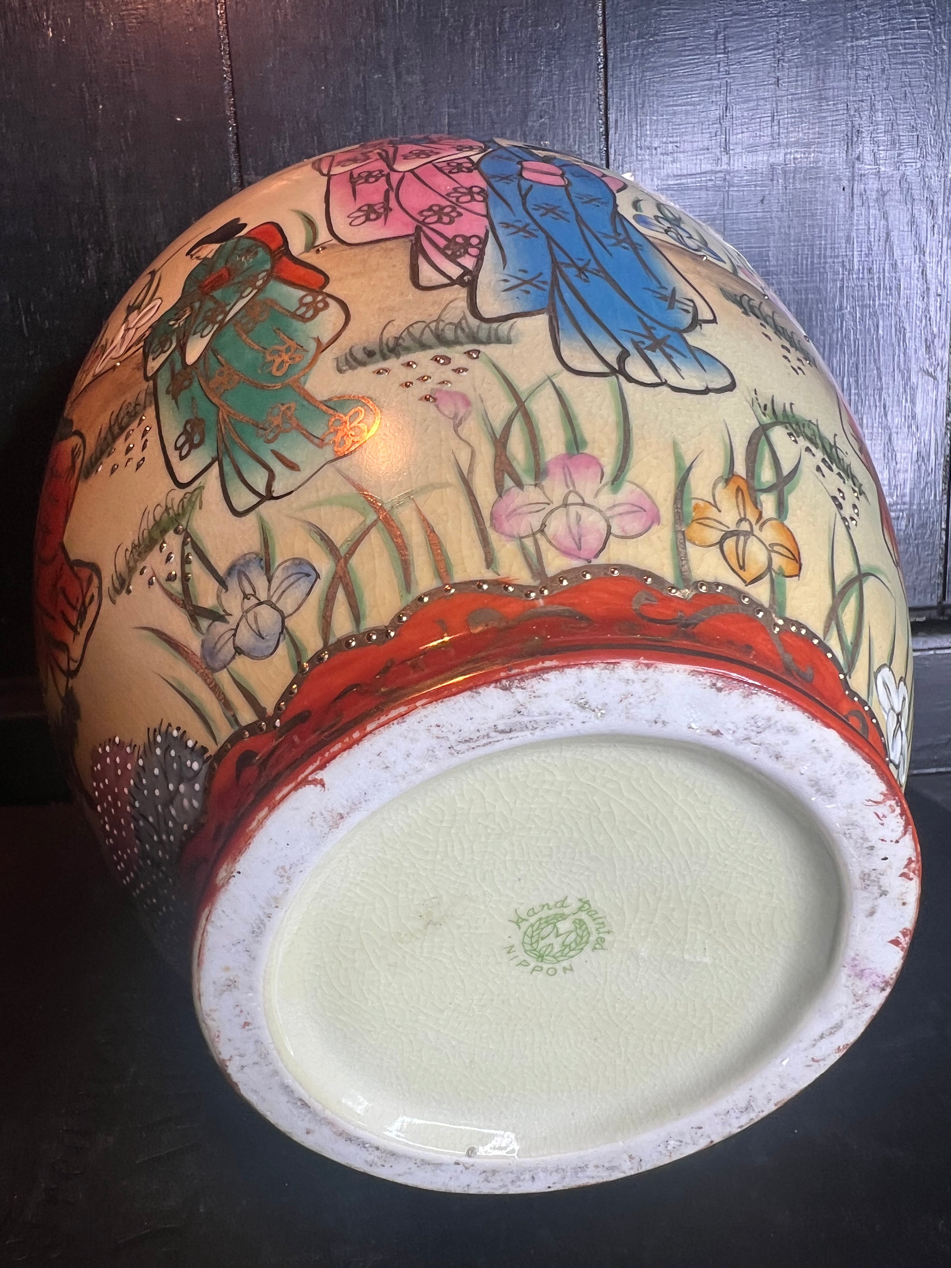 Satsuma Nippon Geisha Vase