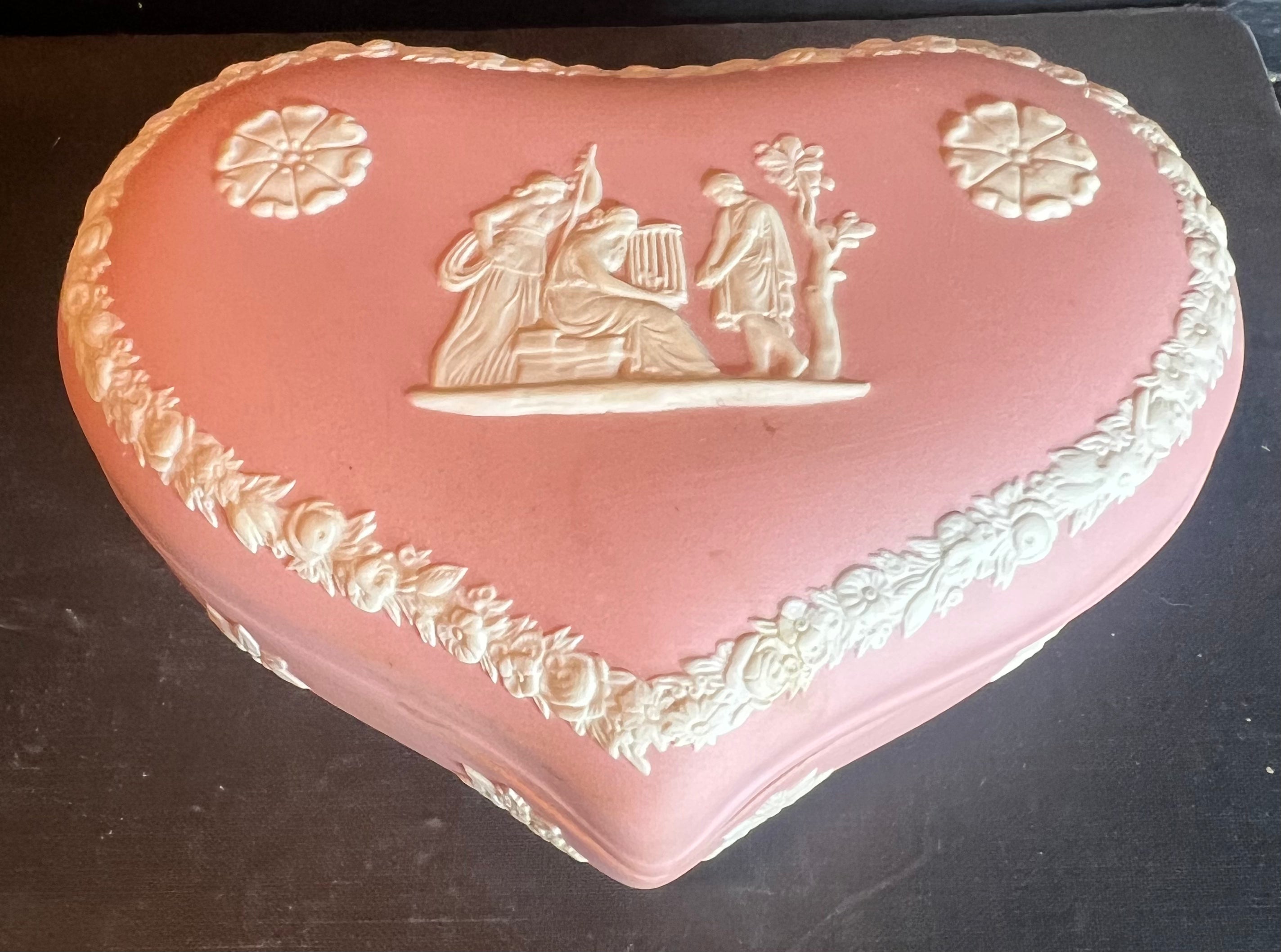 Wedgewood Pink Heart Box